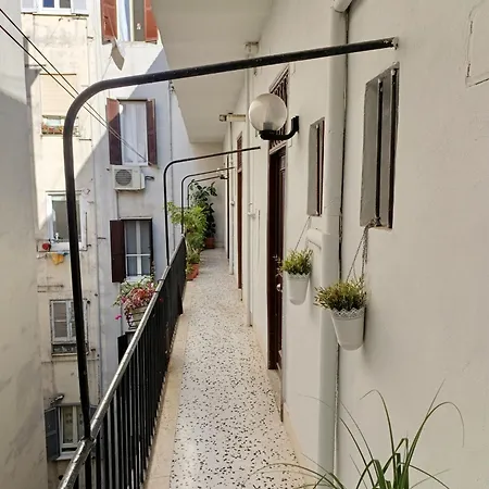 Апартаменты Trastevere Bertani Miniapartment